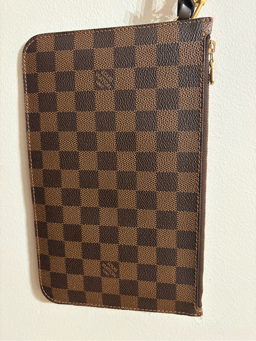 Louis Vuitton Damier Ebene Neverfull Pouch Wristlet - Picture 3 of 6